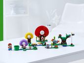 LEGO® Super Mario™ Toad’s Treasure Hunt Expansion Set components