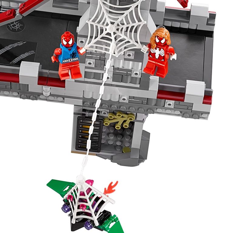 LEGO® Marvel Spider-Man: la battaglia sul ponte dei Web Warriors componenti