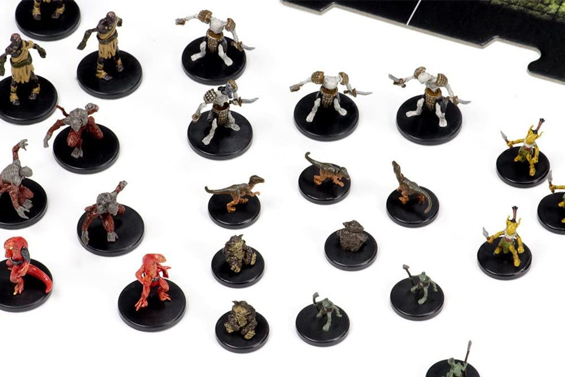 Dungeons & Dragons: Tomb of Annihilation Board Game miniatures