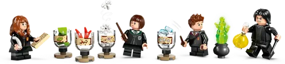 LEGO® Harry Potter™ Hogwarts Castle: Potions Class minifigures