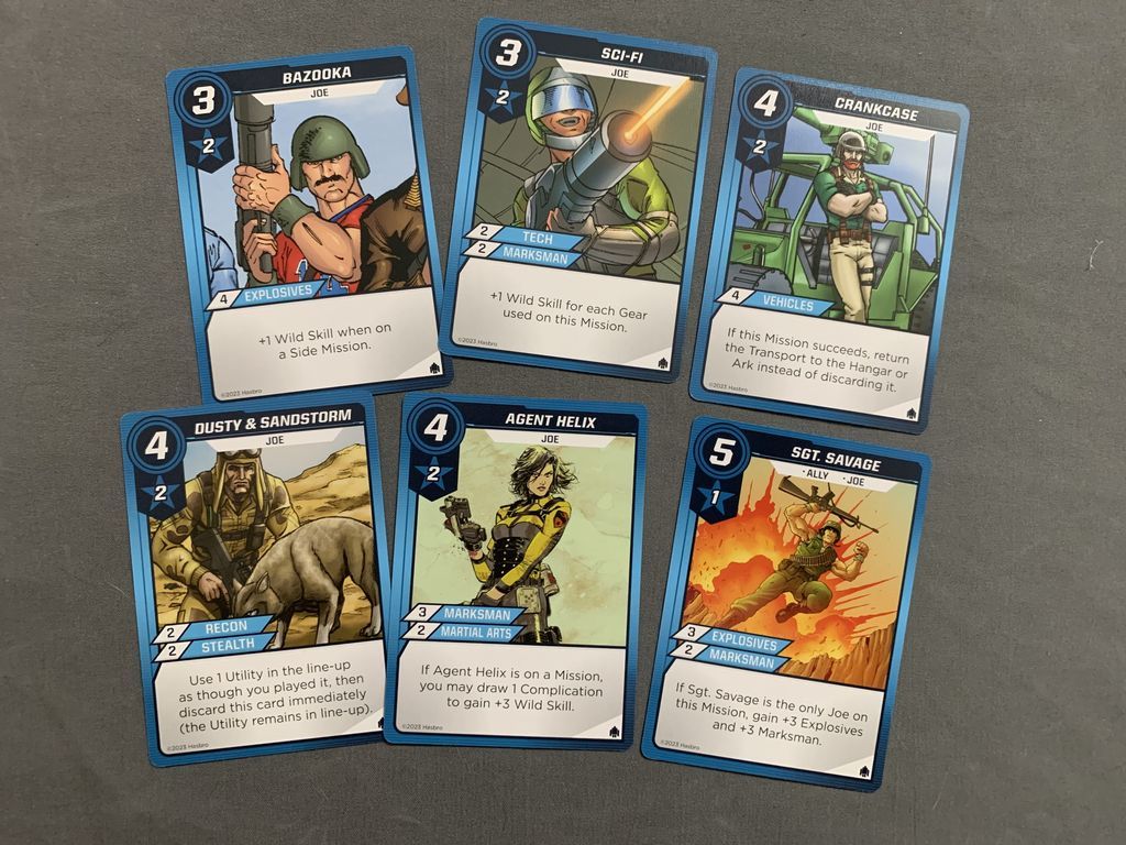 G.I. JOE Deck-Building Game: New Alliances – A Transformers Crossover Expansion kaarten