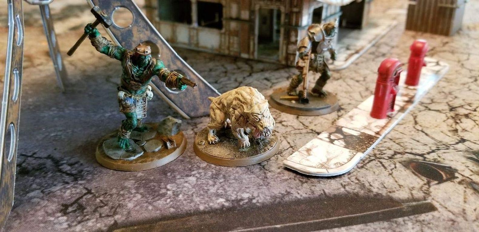 Fallout: Wasteland Warfare miniatures