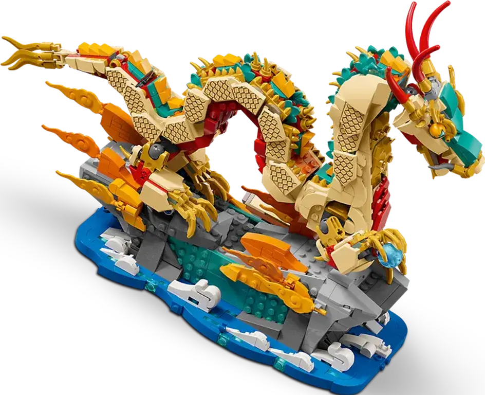 Auspicious Dragon