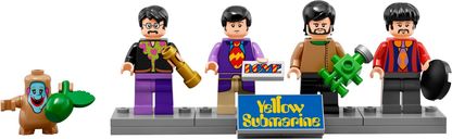 LEGO® Ideas Yellow Submarine figurines