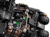 LEGO® DC Superheroes Batman™ Batmobile™ Tumbler: Scarecrow™ Showdown interior