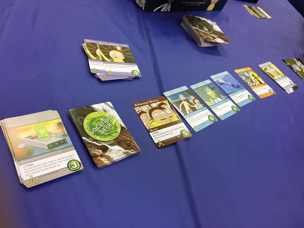 Rick and Morty: Close Rick-Counters of the Rick Kind Deck-Building Game cartes