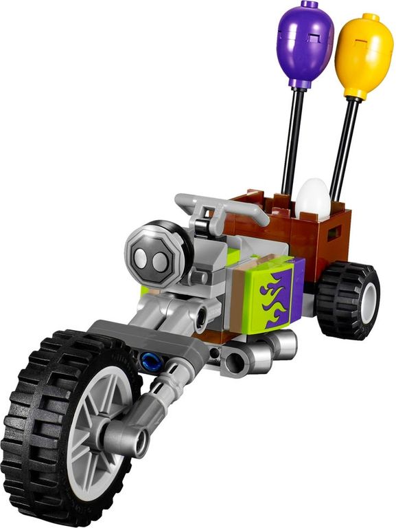 LEGO® Angry Birds Bird Island Egg Heist vehicle