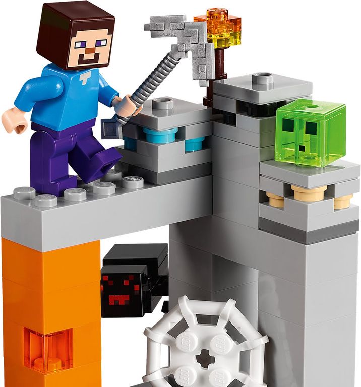 LEGO® Minecraft La Mina Abandonada partes