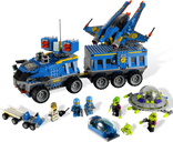 LEGO® Alien Conquest Earth Defense HQ components