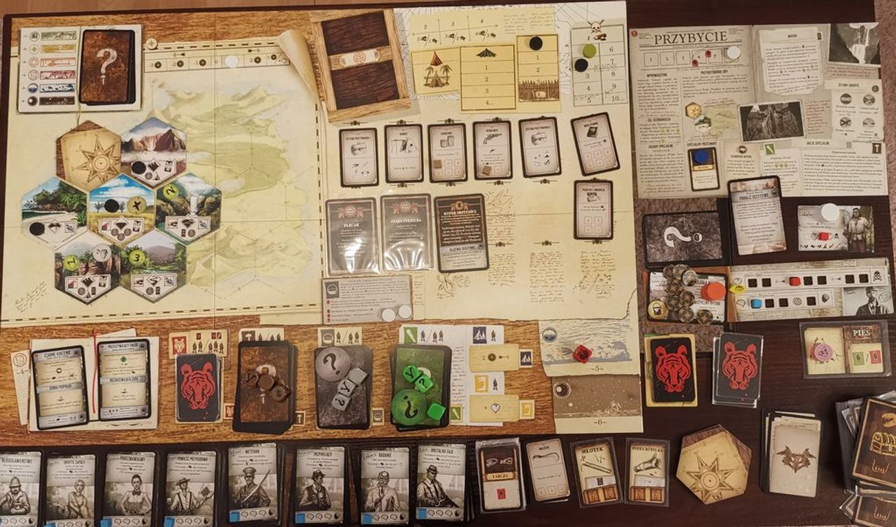 Robinson Crusoe: Mystery Tales components
