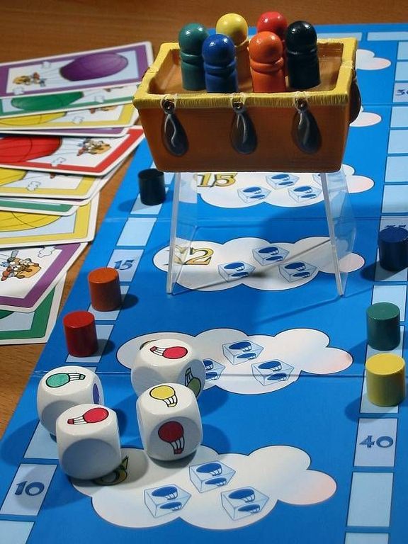 Cloud Nine: A Game of Wonderful Things, Board Game