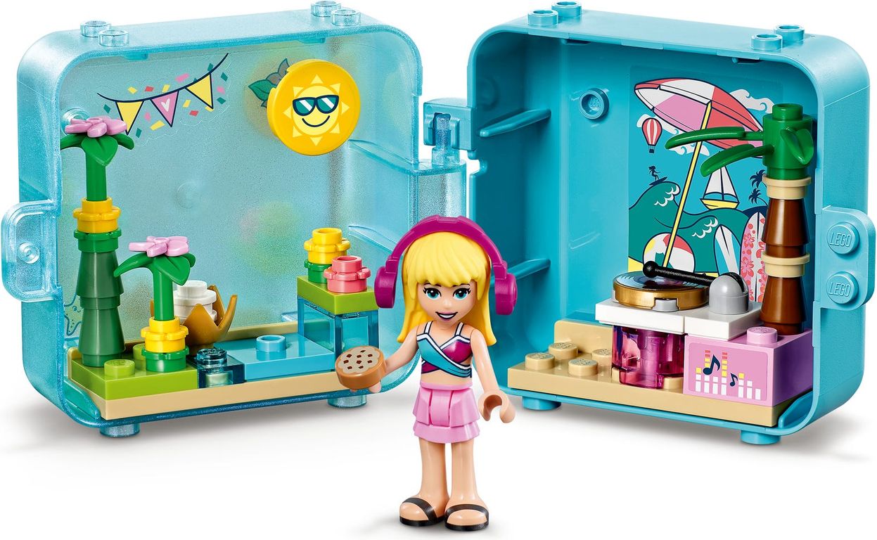 LEGO® Friends Stephanie's Summer Play Cube components