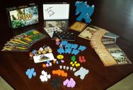 Tiny Epic Kingdoms components