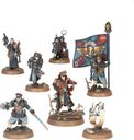Warhammer 40,000: Astra Militarum Krieg Command Squad miniatures