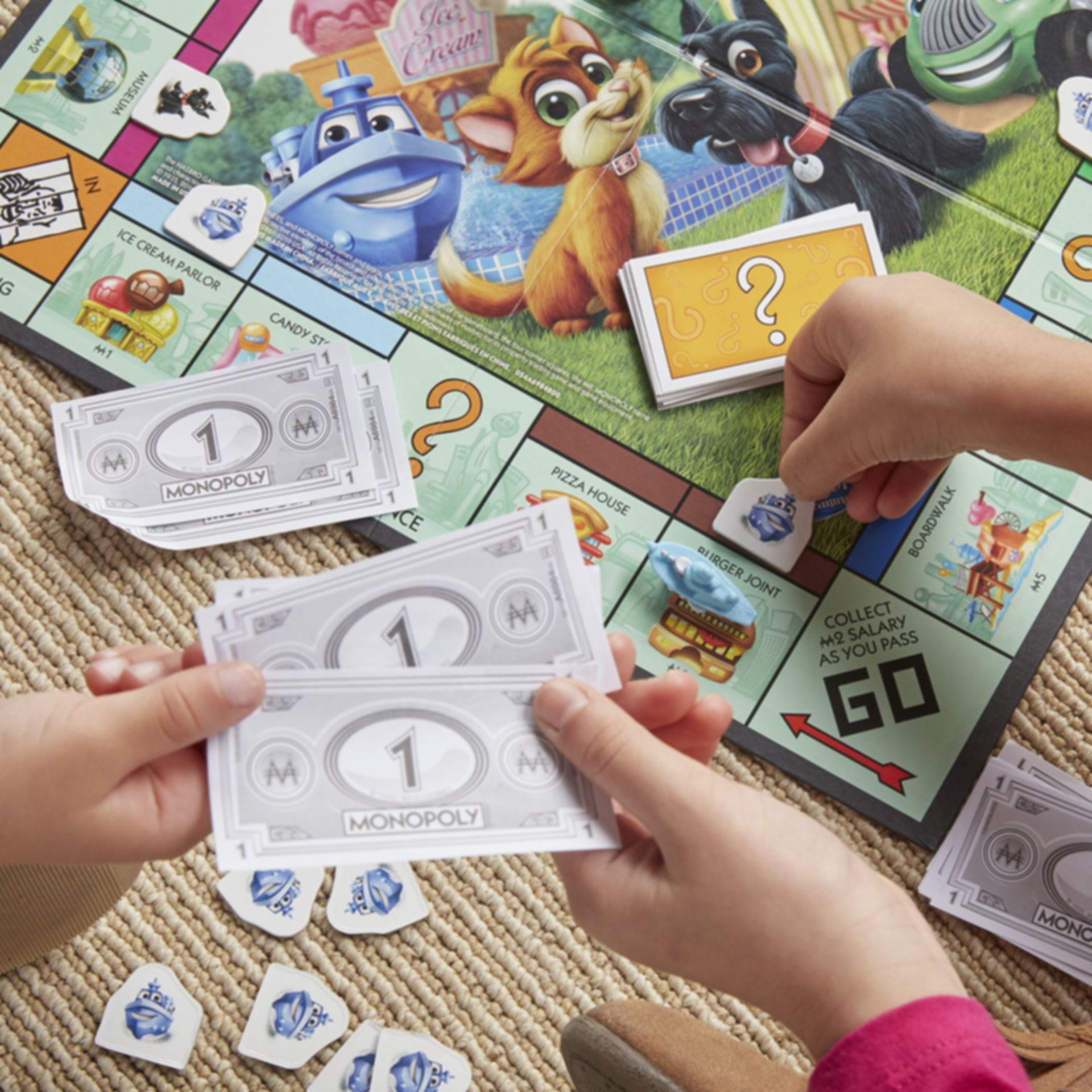 Monopoly Junior gameplay