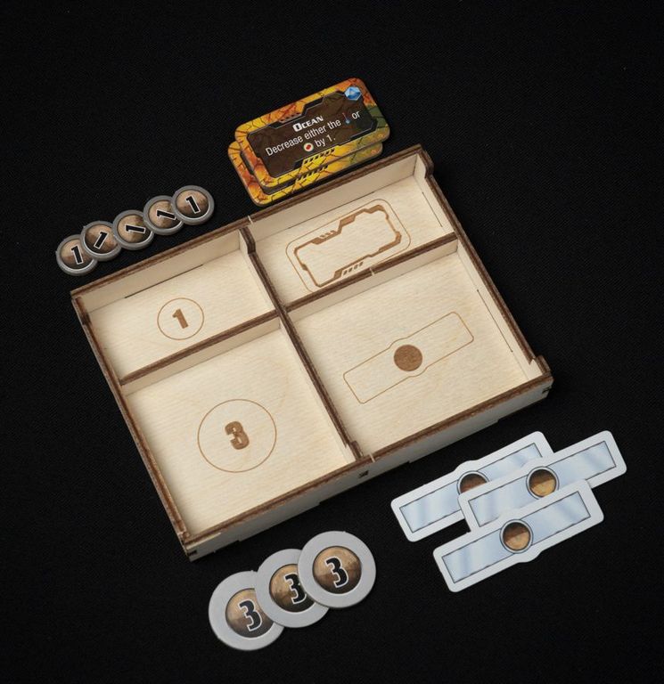 Terraforming Mars: Ares Expedition – Laserox Organizer components