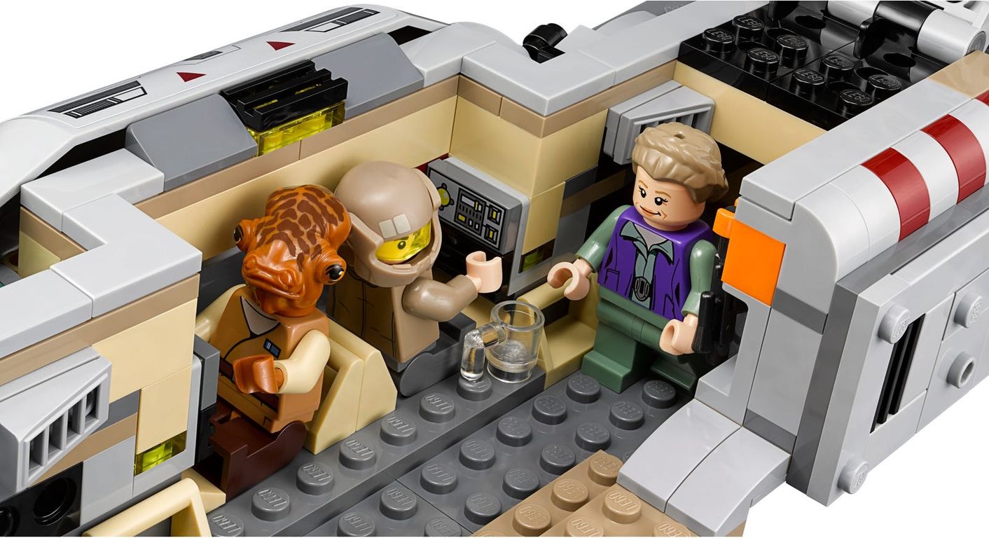 LEGO® Star Wars Resistance Troop Transport™ interior