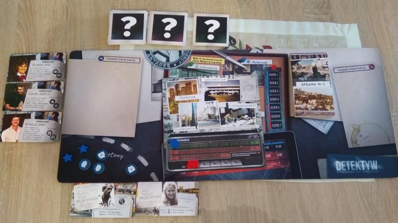 Detective: A Modern Crime Board Game - L.A. Crimes components