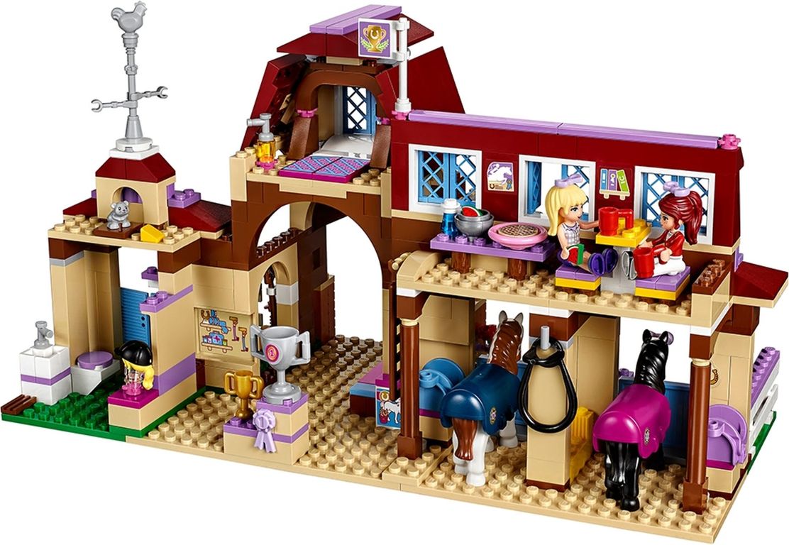 LEGO® Friends Heartlake Paardrijclub interieur