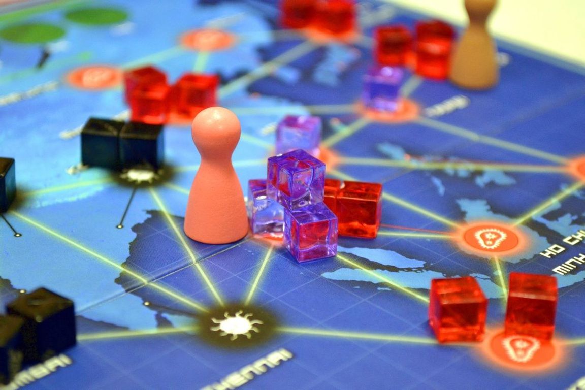 Pandemie: Auf Messers Schneide spielablauf