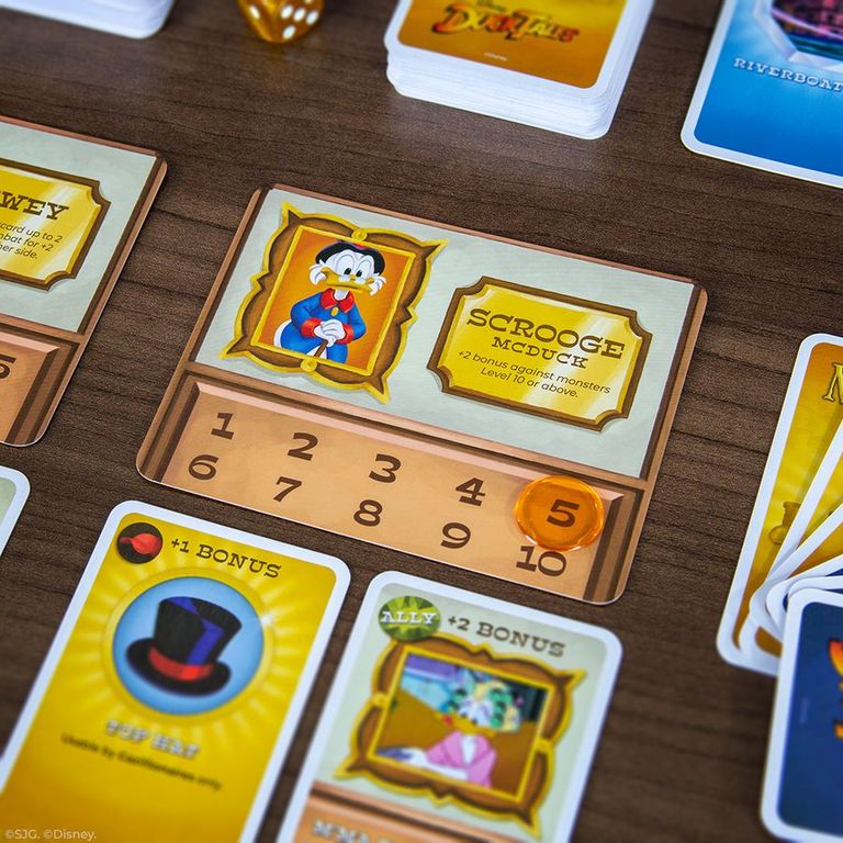 Munchkin: Disney DuckTales components