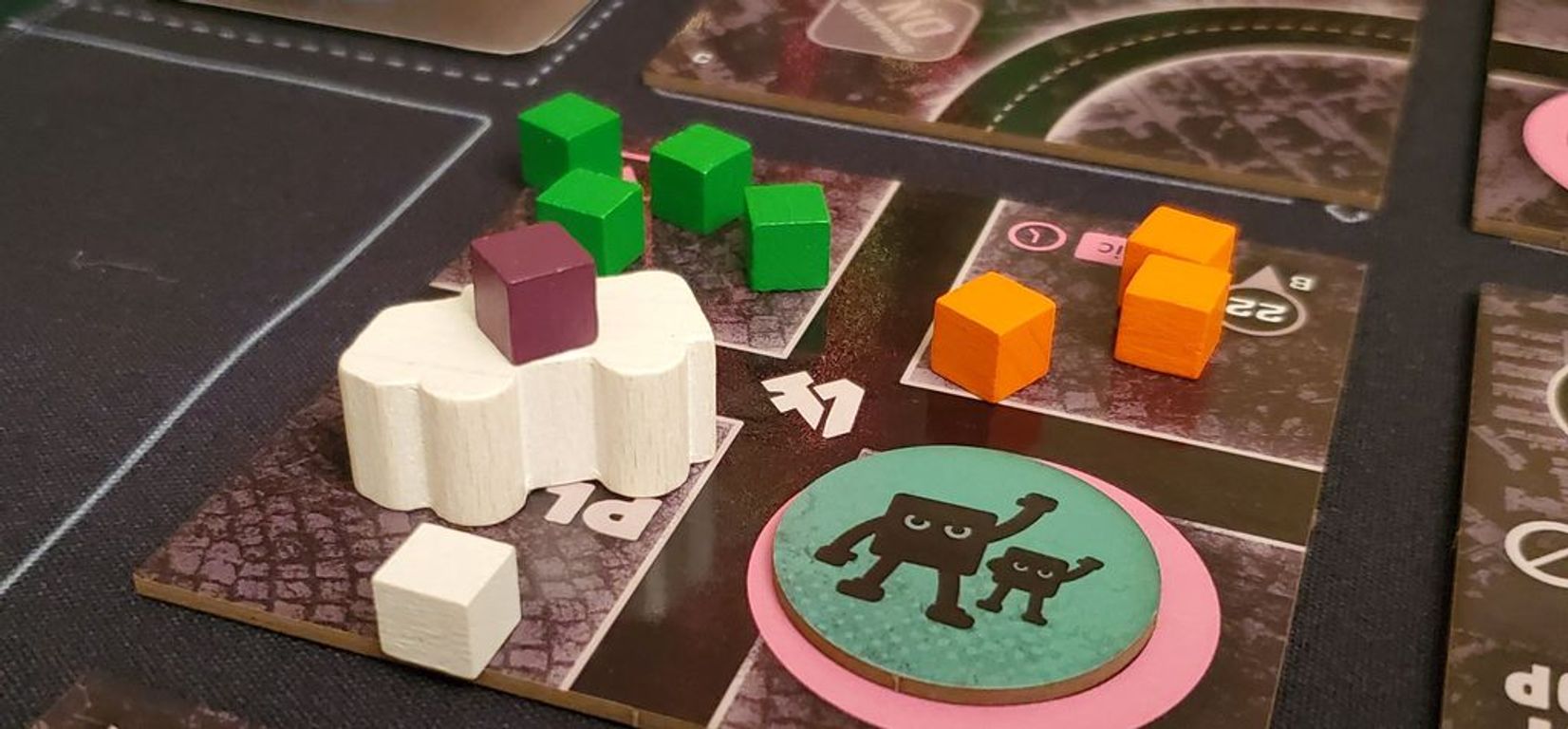 Bloc by Bloc: Uprising partes