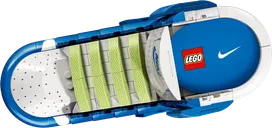 LEGO® Nike Nike Dunk x LEGO Set components