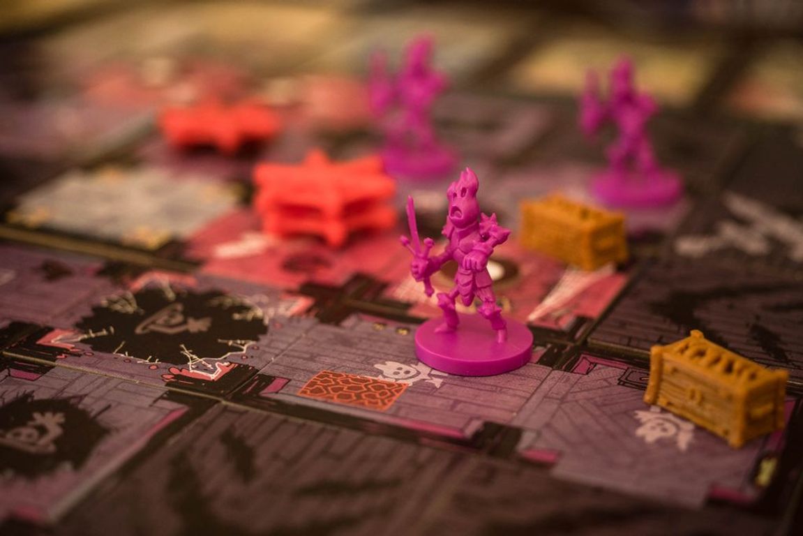 Vast: The Mysterious Manor components