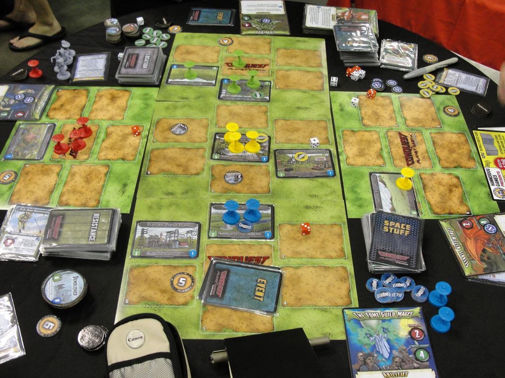 Conquest of Planet Earth: The Space Alien Game components