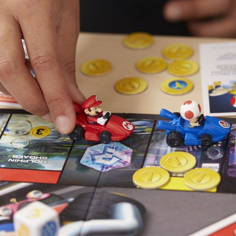 Monopoly Gamer: Mario Kart components