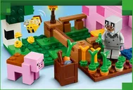 LEGO® Minecraft The Baby Pig House