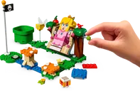 LEGO® Super Mario™ Adventures with Peach Starter Course components