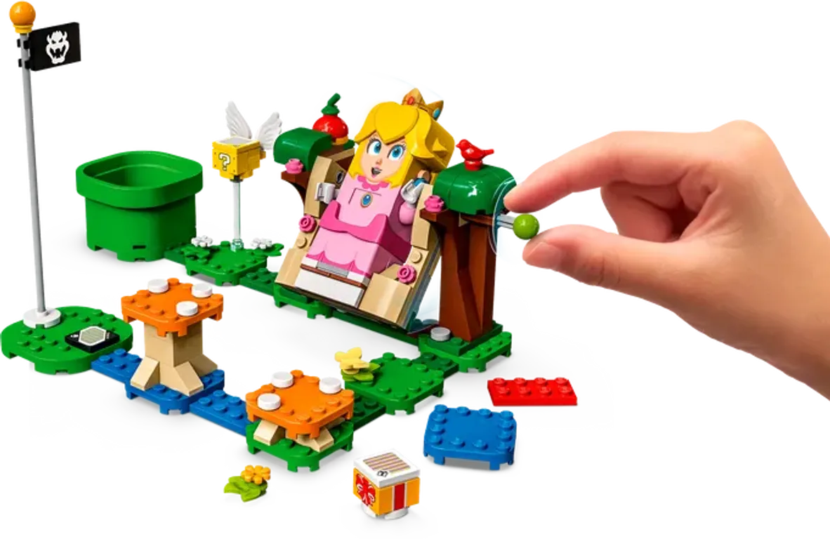 LEGO® Super Mario™ Adventures with Peach Starter Course components