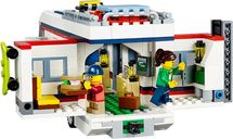 LEGO® Creator Vacanza sul camper interno