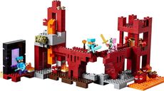 LEGO® Minecraft La Fortaleza del Infierno jugabilidad