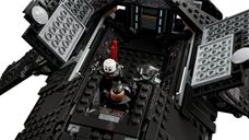 LEGO® Star Wars Trasporto dell'Inquisitore Scythe™ interno