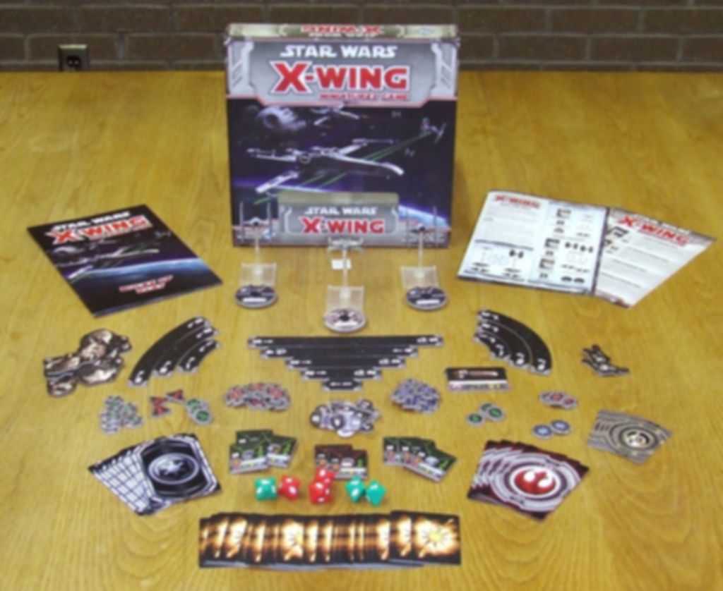 Star Wars: X-Wing Miniatures Game components
