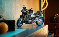 LEGO® Technic Yamaha MT-10 SP