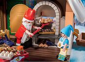Playmobil® Christmas Bakery with Cookie Shapes minifigures