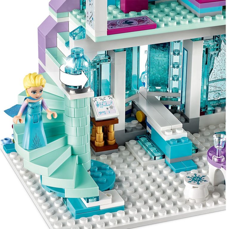 LEGO® Disney Palacio mágico de hielo de Elsa jugabilidad