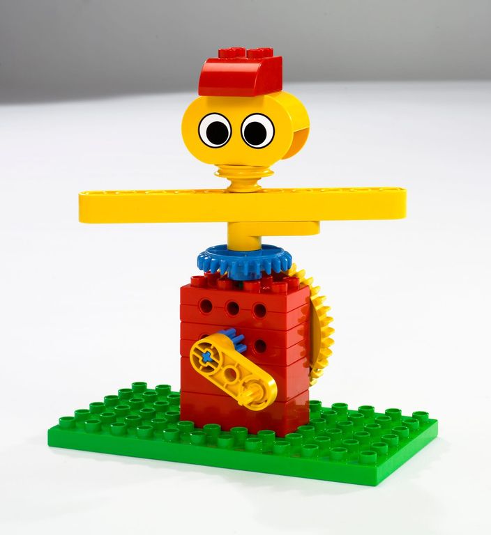 LEGO® Education Early Simple Machines Set components