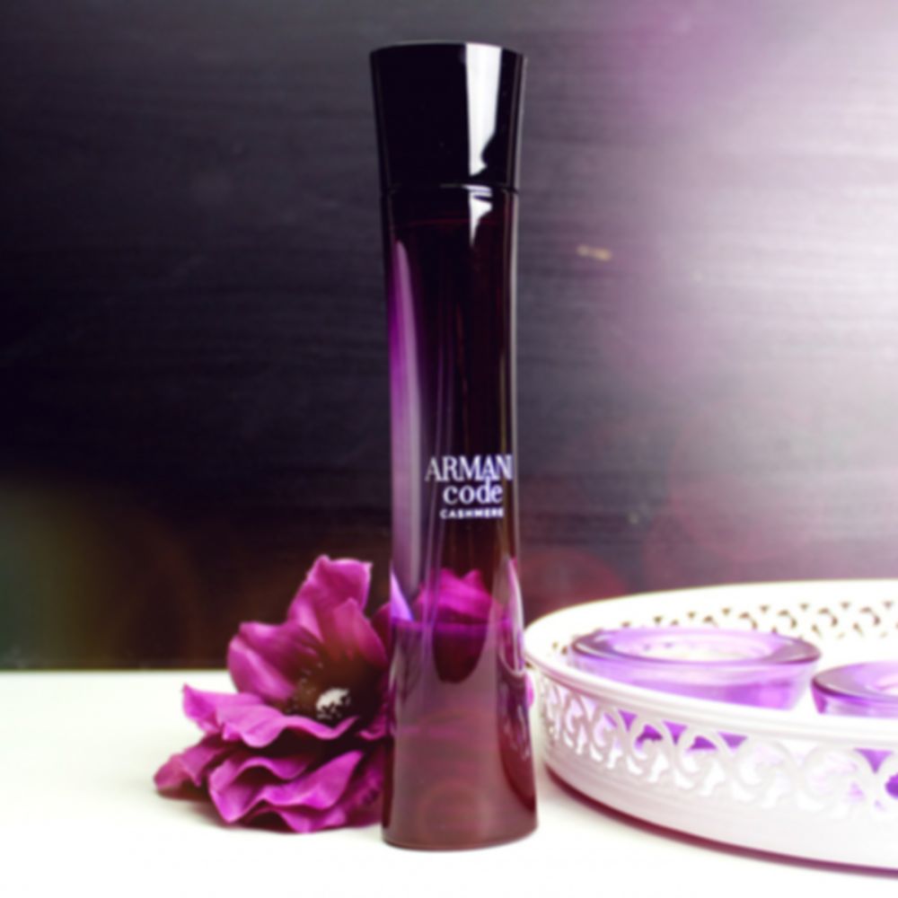 Armani store cashmere perfume