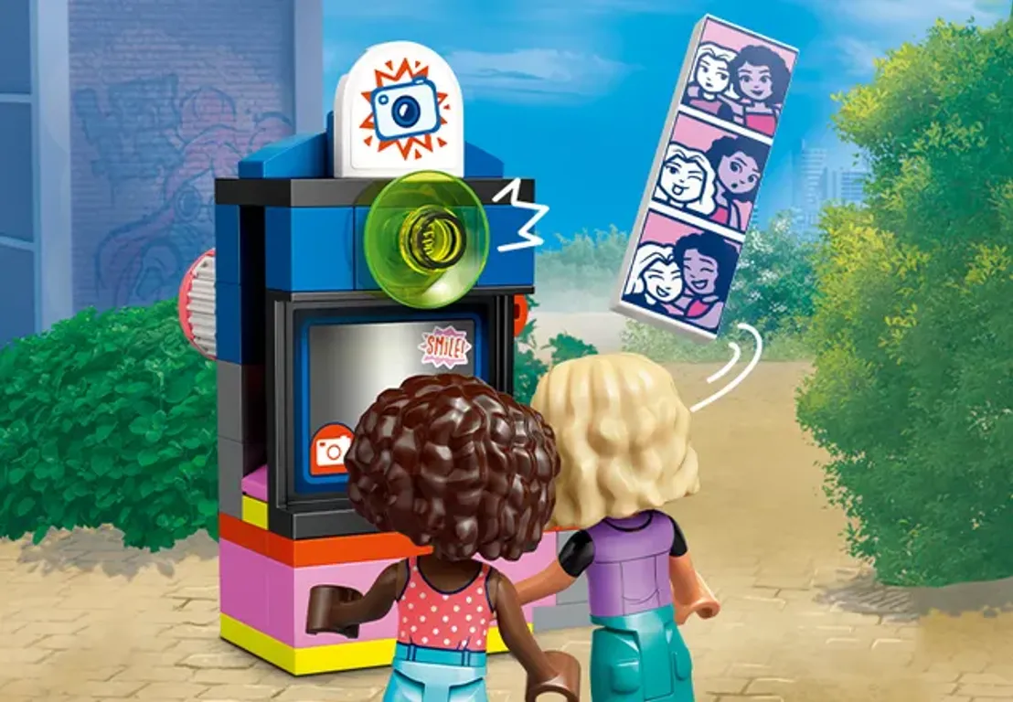 LEGO® Friends Hair Salon and Accessories Store