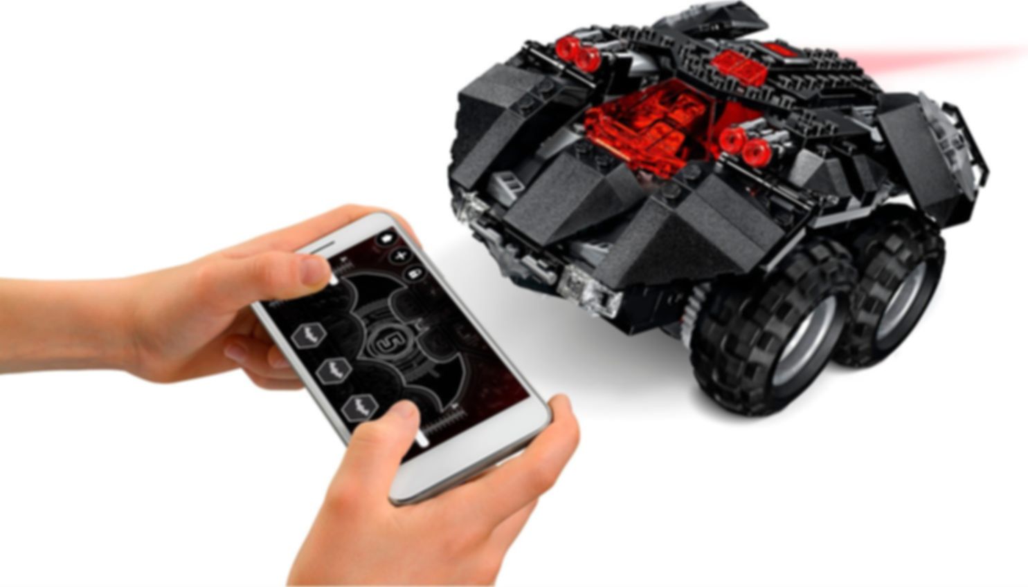 LEGO® DC Superheroes Batmóvil controlado por app jugabilidad