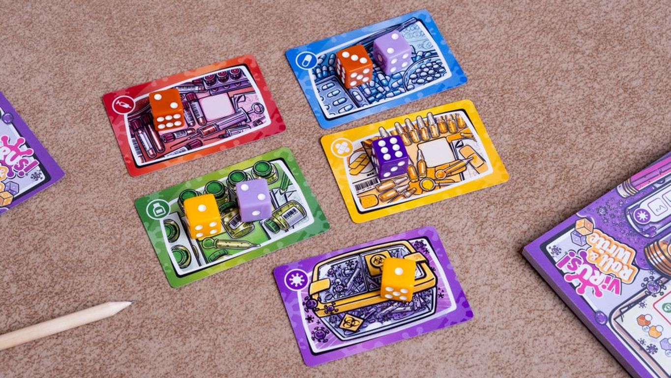 Virus!: Roll & Write componenten
