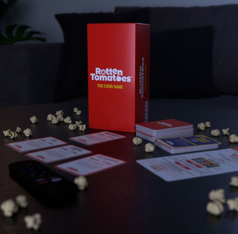 Rotten Tomatoes: The Card Game components