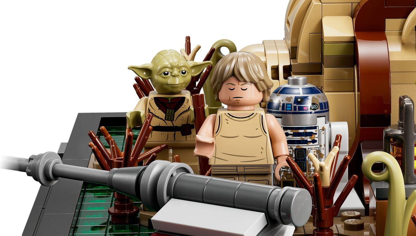 LEGO® Star Wars Dagobah™ Jedi™ Training Diorama minifigures