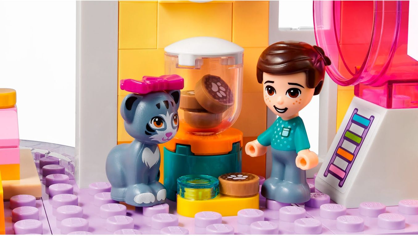 LEGO® Friends Pet Day-Care Center components
