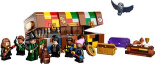 LEGO® Harry Potter™ Hogwarts™ Magical Trunk components