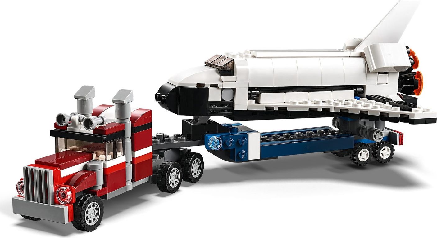 LEGO® Creator Le transporteur de navette gameplay